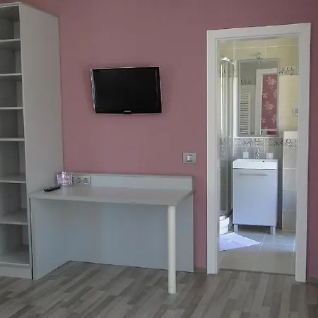 Juno Apartman דירה Sárvár